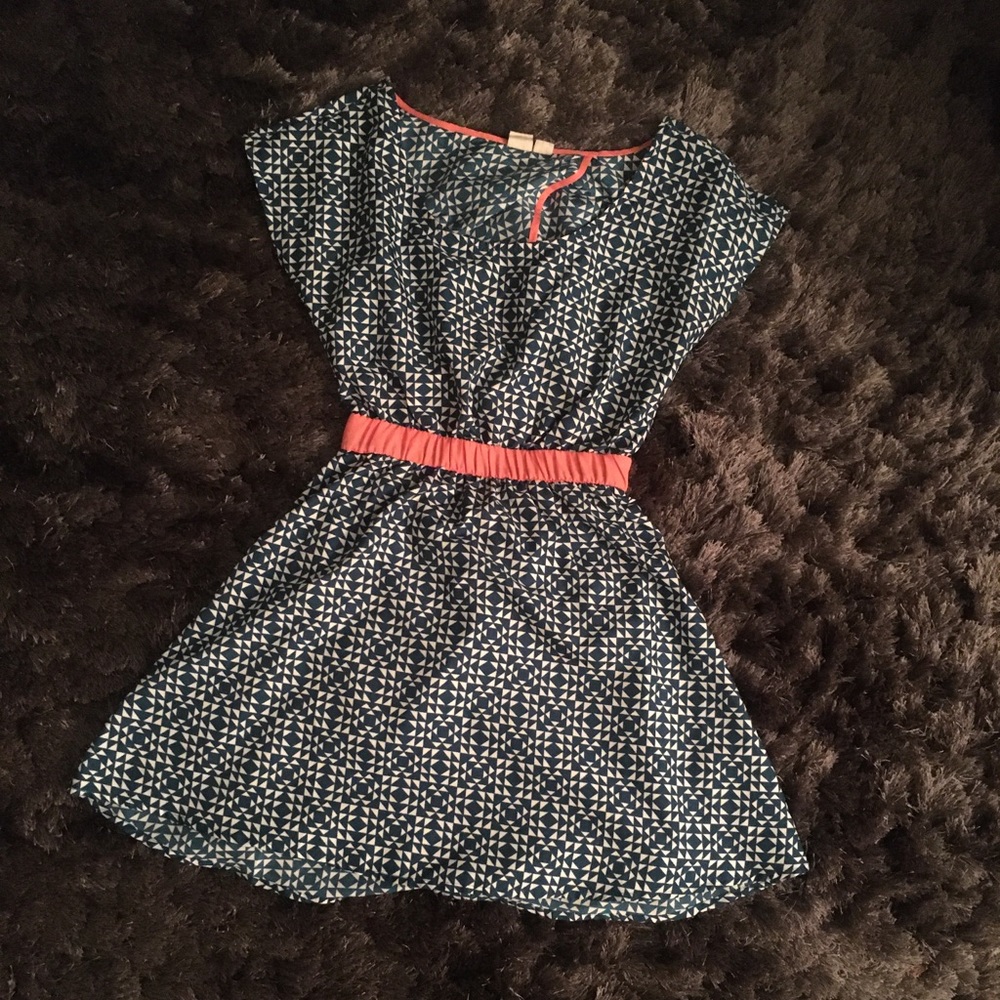 Cute EUC roxy dress swim coverup